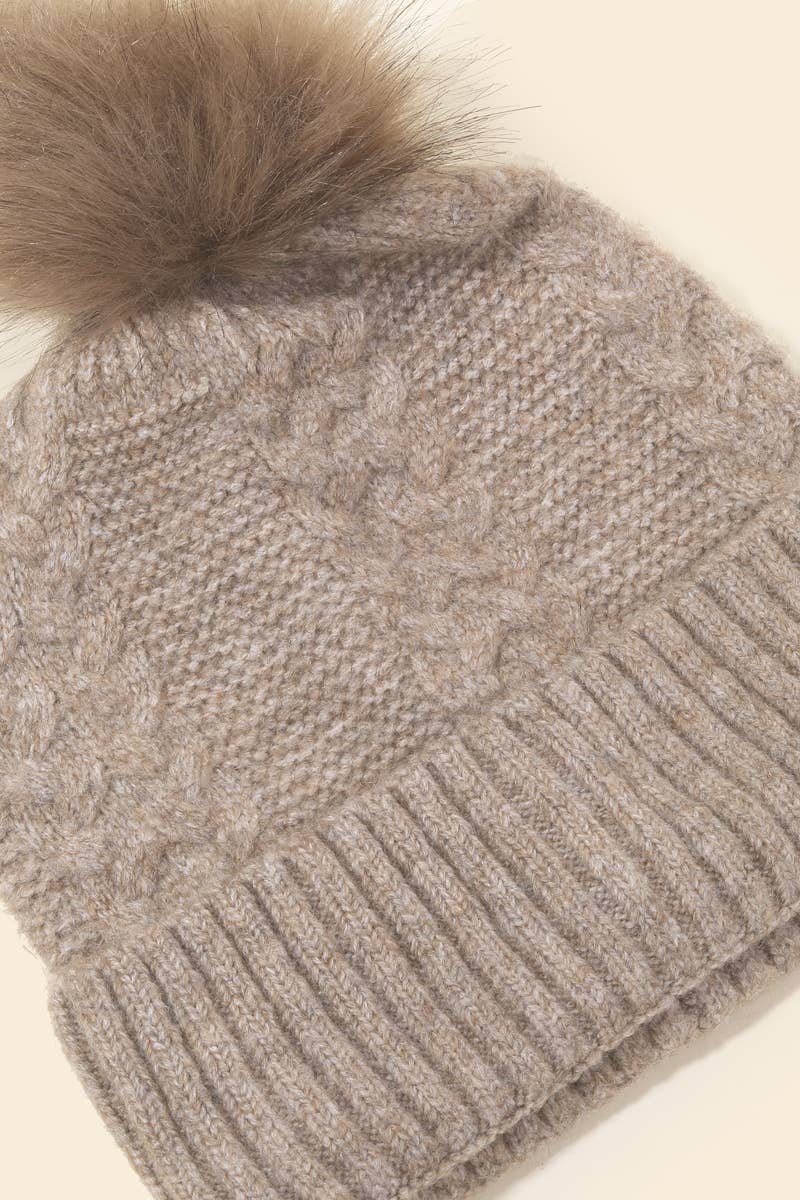 Crochet Knit Pompom Beanie: GR