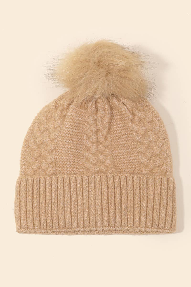 Crochet Knit Pompom Beanie: BK